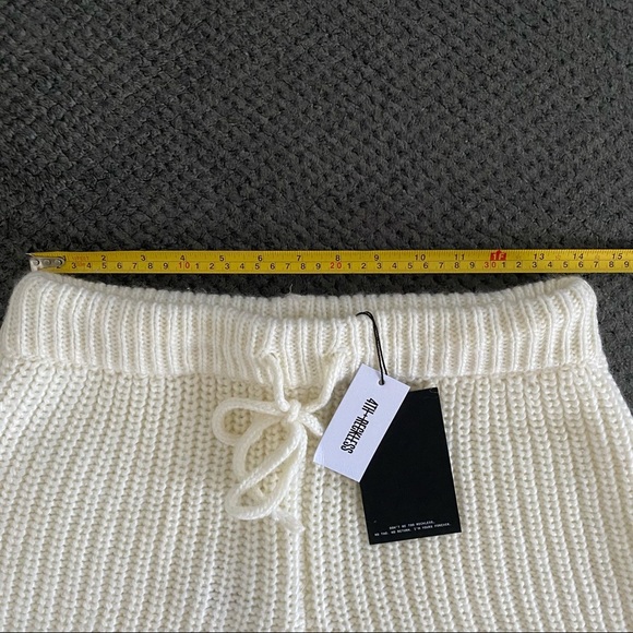 NWT | FROM VICI - Freja high rise knit shorts | white | medium | drawstring - Picture 10 of 10